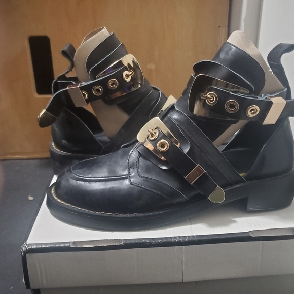 Nwt Jessica Buurman leather gladiator heeled sandals black/gold SIZE 8 - Picture 4 of 8